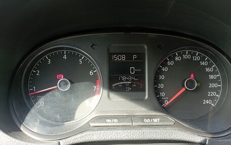 Volkswagen Polo VI (EU Market), 2017 год, 880 000 рублей, 23 фотография