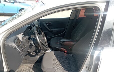 Volkswagen Polo VI (EU Market), 2017 год, 880 000 рублей, 22 фотография
