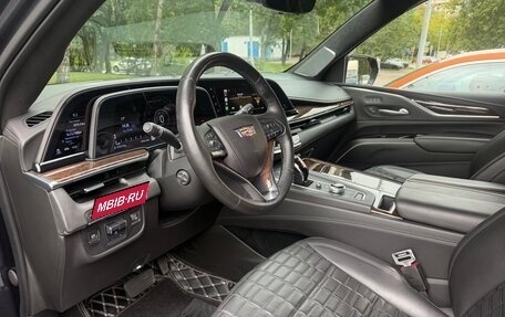 Cadillac Escalade V, 2022 год, 8 750 000 рублей, 5 фотография
