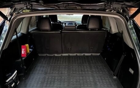 Toyota Highlander III, 2016 год, 2 890 000 рублей, 11 фотография