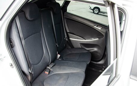 Hyundai Solaris II рестайлинг, 2013 год, 990 000 рублей, 8 фотография