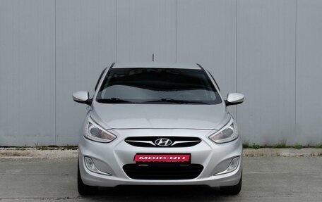 Hyundai Solaris II рестайлинг, 2013 год, 990 000 рублей, 3 фотография