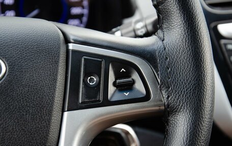 Hyundai Solaris II рестайлинг, 2013 год, 990 000 рублей, 19 фотография