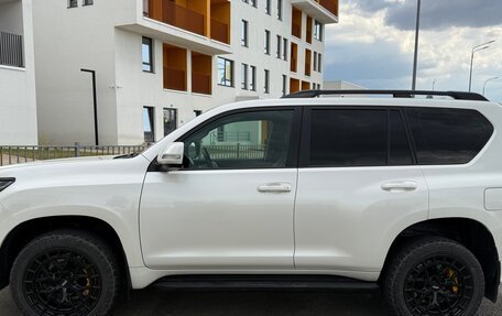 Toyota Land Cruiser Prado 150 рестайлинг 2, 2019 год, 6 250 000 рублей, 3 фотография