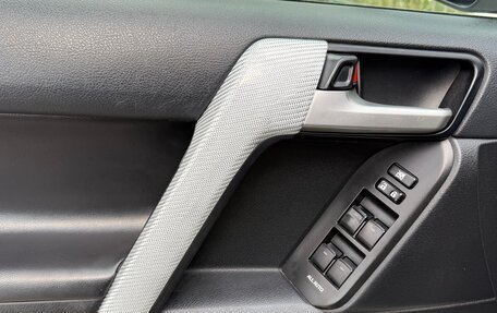 Toyota Land Cruiser Prado 150 рестайлинг 2, 2019 год, 6 250 000 рублей, 14 фотография