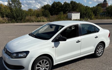 Volkswagen Polo VI (EU Market), 2014 год, 610 000 рублей, 2 фотография