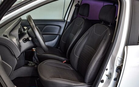 Renault Sandero II рестайлинг, 2014 год, 690 000 рублей, 10 фотография