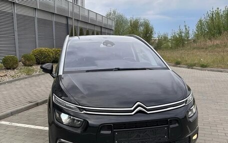 Citroen C4 SpaceTourer I, 2022 год, 1 810 000 рублей, 2 фотография