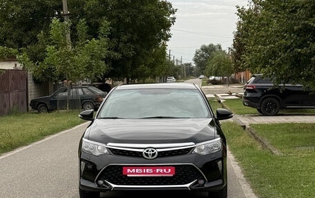 Toyota Camry, 2014 год, 1 710 000 рублей, 2 фотография