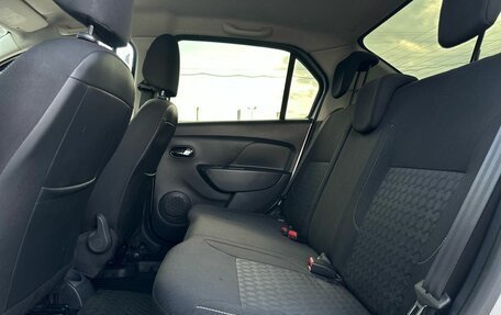 Renault Logan II, 2016 год, 729 000 рублей, 22 фотография