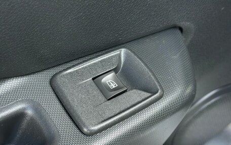 Renault Logan II, 2016 год, 729 000 рублей, 21 фотография