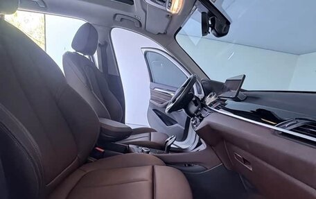 BMW X1, 2022 год, 2 350 000 рублей, 13 фотография
