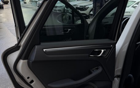 Porsche Macan I рестайлинг, 2023 год, 6 950 000 рублей, 18 фотография