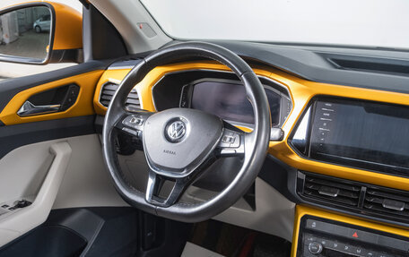 Volkswagen T-Cross I, 2020 год, 1 899 000 рублей, 10 фотография