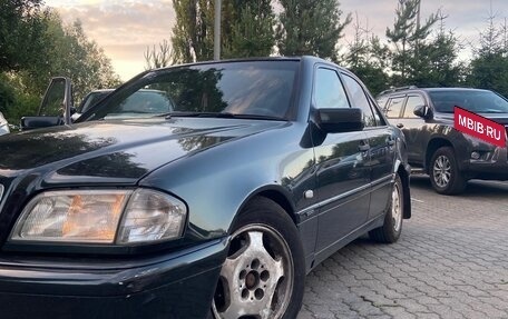 Mercedes-Benz C-Класс, 1998 год, 450 000 рублей, 3 фотография