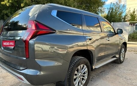 Mitsubishi Pajero Sport III рестайлинг, 2021 год, 2 620 000 рублей, 3 фотография