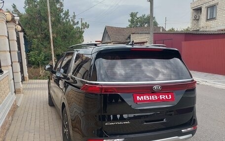 KIA Carnival, 2021 год, 3 850 000 рублей, 5 фотография