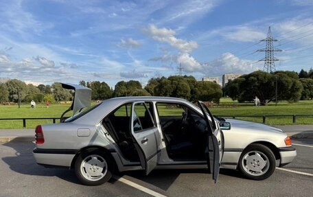 Mercedes-Benz C-Класс, 1995 год, 490 000 рублей, 5 фотография