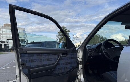 Mercedes-Benz C-Класс, 1995 год, 490 000 рублей, 15 фотография