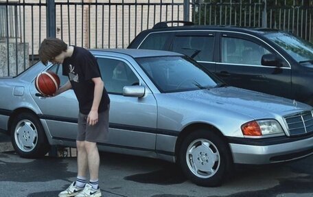 Mercedes-Benz C-Класс, 1995 год, 490 000 рублей, 20 фотография