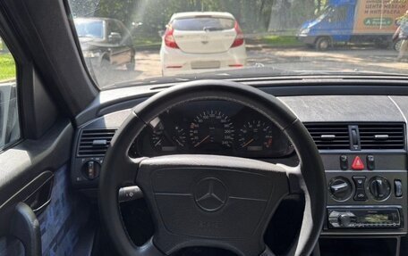 Mercedes-Benz C-Класс, 1995 год, 490 000 рублей, 28 фотография