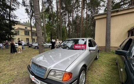 Mercedes-Benz C-Класс, 1995 год, 490 000 рублей, 24 фотография