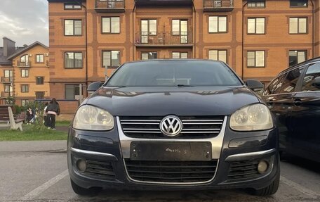 Volkswagen Jetta VI, 2008 год, 410 000 рублей, 2 фотография