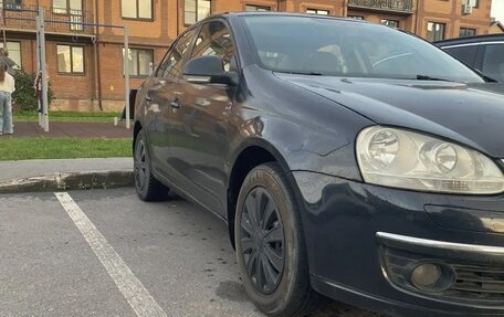 Volkswagen Jetta VI, 2008 год, 410 000 рублей, 3 фотография
