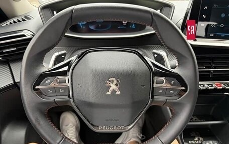 Peugeot 2008 II, 2022 год, 1 199 750 рублей, 6 фотография