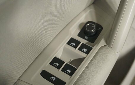 Volkswagen Tiguan II, 2017 год, 2 329 000 рублей, 14 фотография