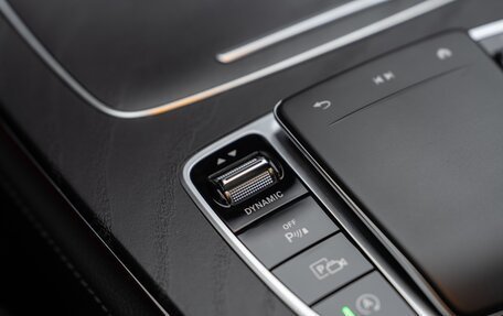 Mercedes-Benz E-Класс, 2020 год, 5 490 000 рублей, 39 фотография