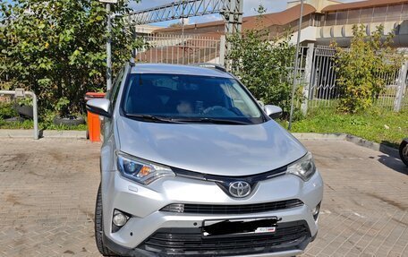Toyota RAV4, 2017 год, 2 000 000 рублей, 7 фотография