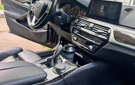 BMW 5 серия, 2018 год, 2 850 000 рублей, 17 фотография