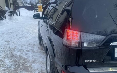 Mitsubishi Outlander III рестайлинг 3, 2012 год, 1 690 000 рублей, 7 фотография