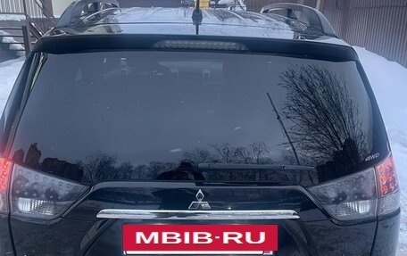 Mitsubishi Outlander III рестайлинг 3, 2012 год, 1 690 000 рублей, 8 фотография