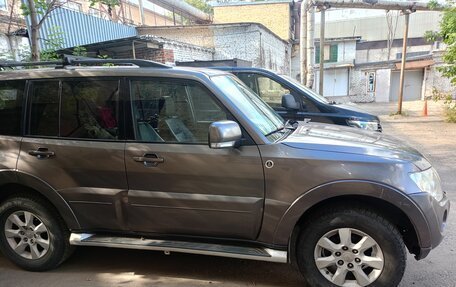 Mitsubishi Pajero IV, 2012 год, 1 890 000 рублей, 3 фотография