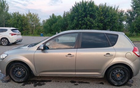 KIA cee'd I рестайлинг, 2010 год, 750 000 рублей, 3 фотография