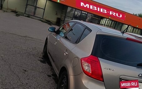 KIA cee'd I рестайлинг, 2010 год, 750 000 рублей, 12 фотография