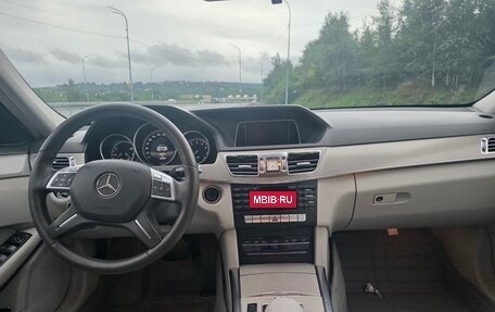 Mercedes-Benz E-Класс, 2013 год, 1 350 000 рублей, 5 фотография