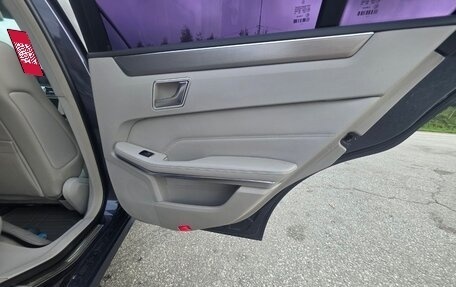 Mercedes-Benz E-Класс, 2013 год, 1 350 000 рублей, 11 фотография