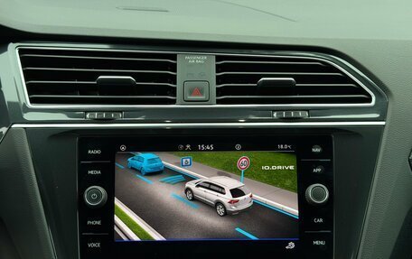Volkswagen Tiguan II, 2022 год, 3 750 000 рублей, 11 фотография