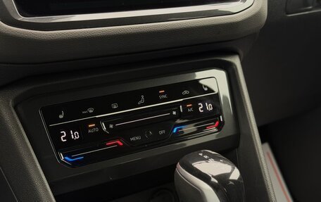Volkswagen Tiguan II, 2022 год, 3 750 000 рублей, 20 фотография