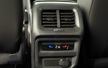 Volkswagen Tiguan II, 2022 год, 3 750 000 рублей, 32 фотография