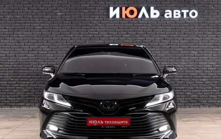 Toyota Camry, 2018 год, 2 450 000 рублей, 2 фотография
