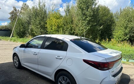 KIA Rio IV, 2022 год, 1 340 000 рублей, 5 фотография