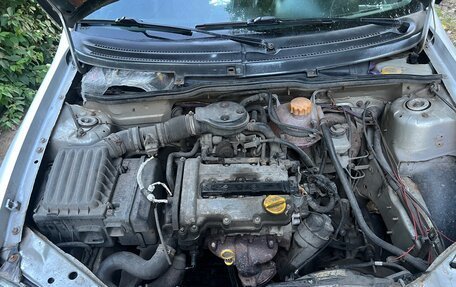 Opel Corsa B, 2000 год, 210 000 рублей, 15 фотография
