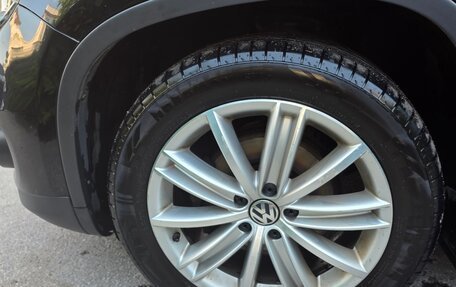 Volkswagen Tiguan I, 2013 год, 1 350 000 рублей, 2 фотография