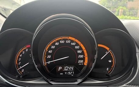 Toyota Yaris XP150 рестайлинг, 2022 год, 1 341 296 рублей, 13 фотография
