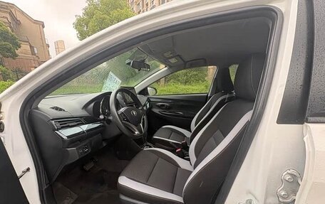 Toyota Yaris XP150 рестайлинг, 2022 год, 1 341 296 рублей, 14 фотография