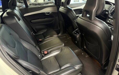 Volvo XC90 II рестайлинг, 2020 год, 3 690 000 рублей, 29 фотография
